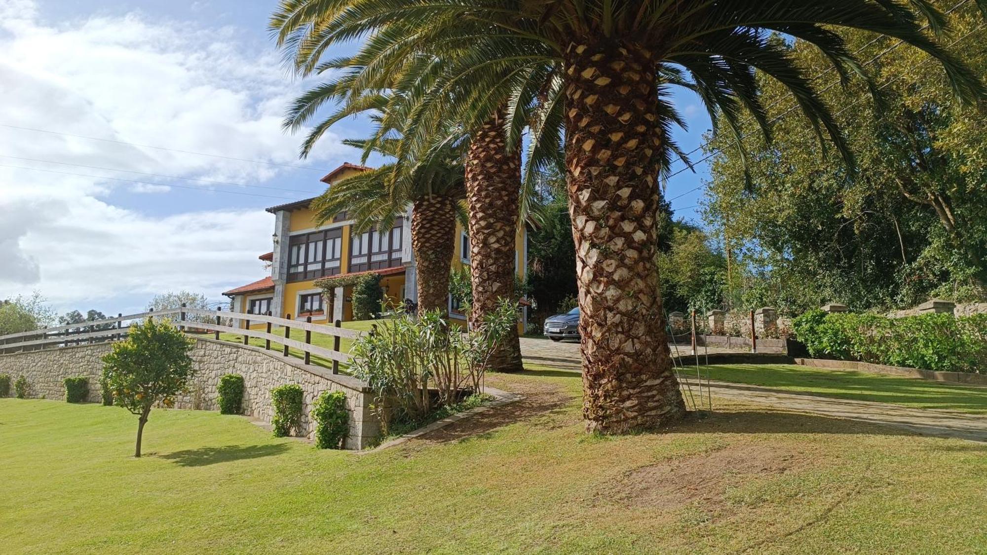El Corral Del Acebo Guest House Nueva De Llanes Eksteriør bilde